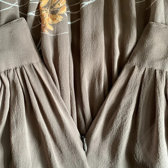 French Connection light brown silk skirt size 8 - Picture 8 of 10